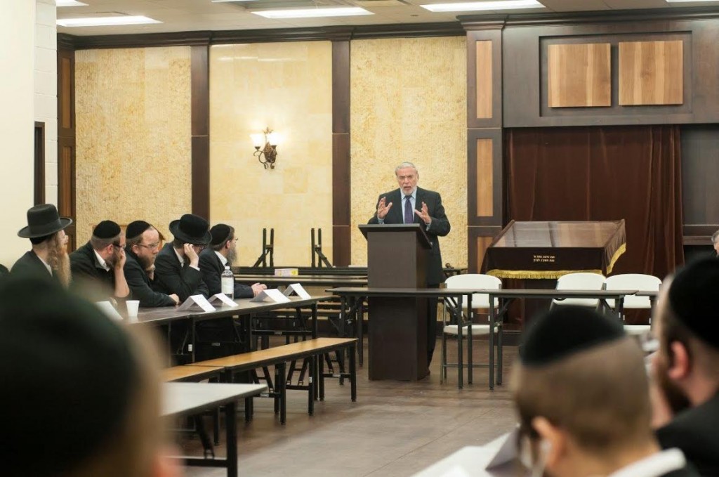 hikind_bus_meeting3